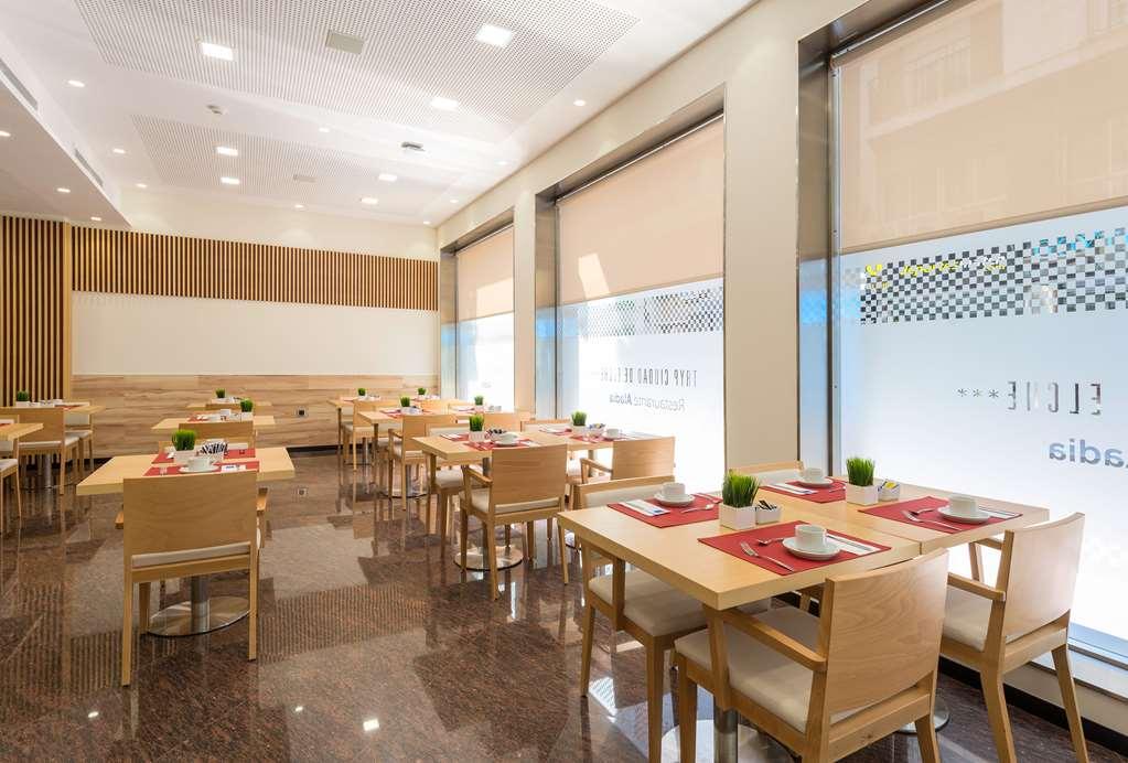 Hotel Centro , Affiliated By Melia 3*