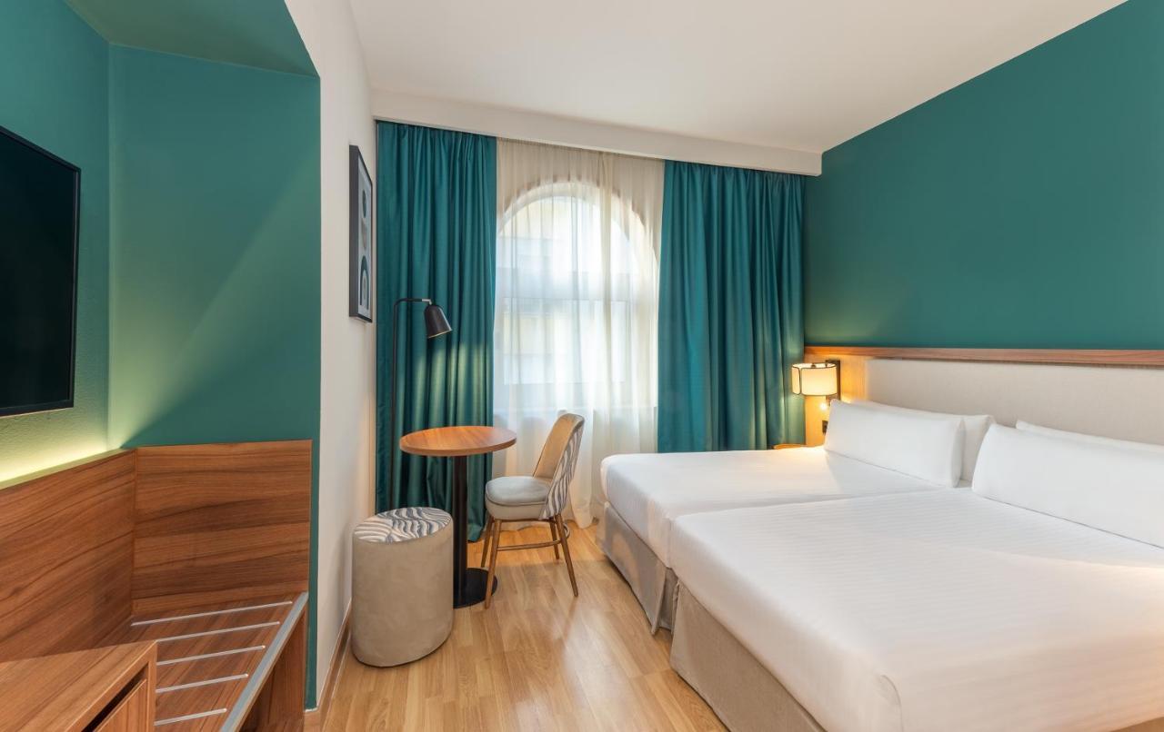 Hotel Centro , Affiliated By Melia 3*