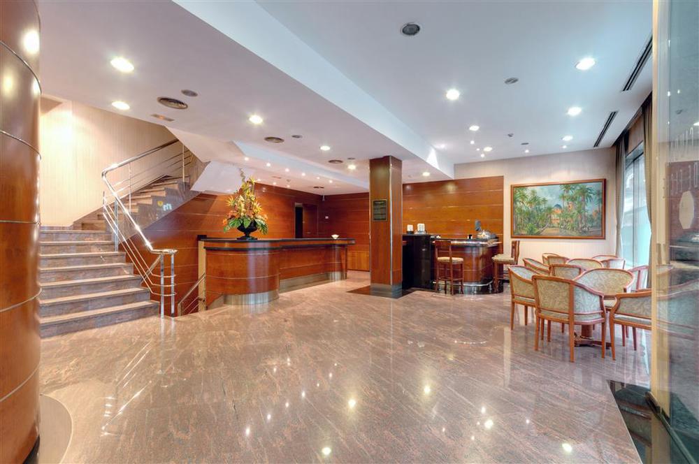 Centro，隶属Melia Elche