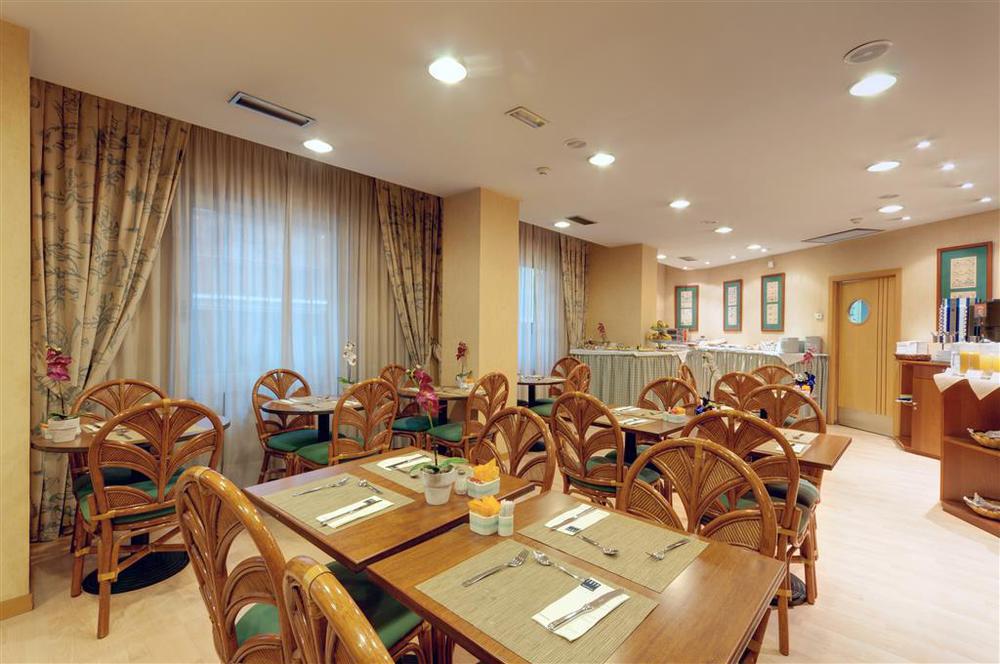 Centro，隶属Melia 3*Elche